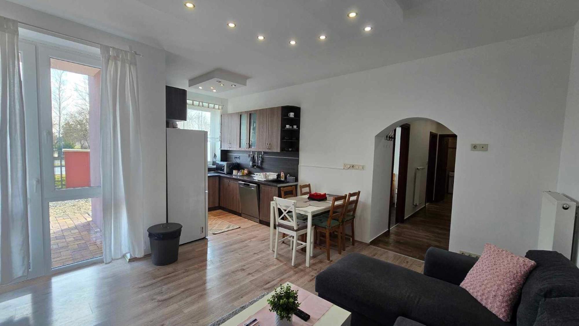 Aqua Apartman Tiszaújváros Exteriér fotografie