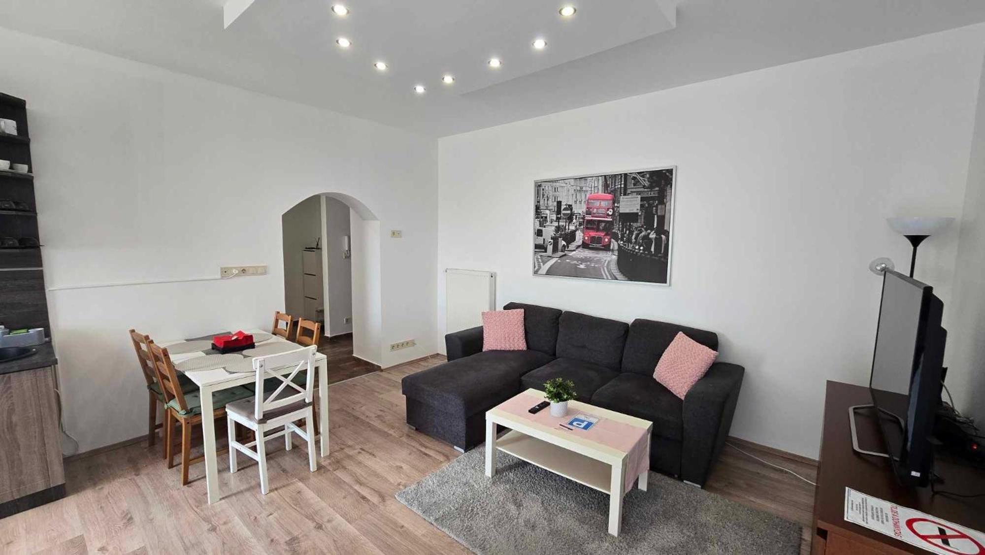 Aqua Apartman Tiszaújváros Exteriér fotografie